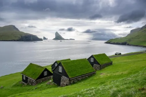 Grass roof houses near Bøur on Vágar