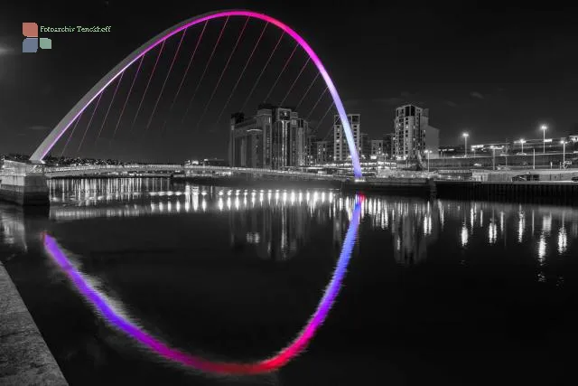 Die Millennium Brücke in Newcastle upon Tyne