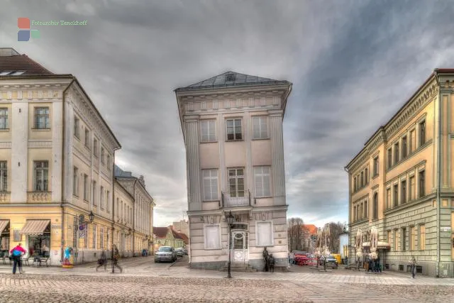 The "Tartu Tower of Pisa"