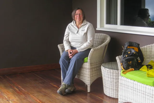 Bild 9: Karin in our accommodation in a coffee plantation in Boquete