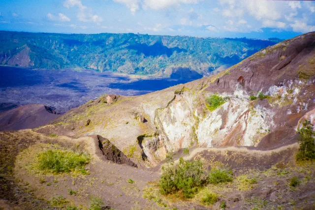 The climb to the summit of Batur