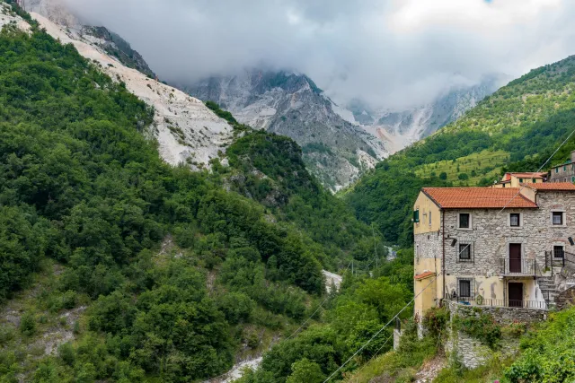 Die Steinbrüche von Carrara