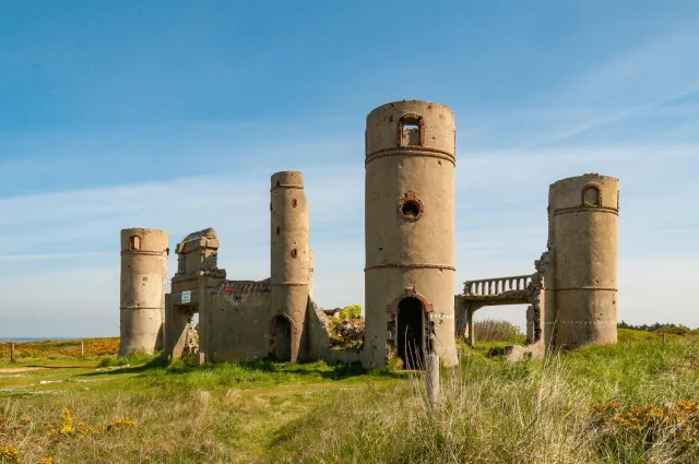 Das Manoir de Coecilian des Dichters Saint-Pol-Roux 