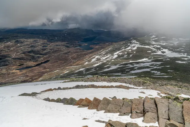 Views and buildings on the Gaustatoppen