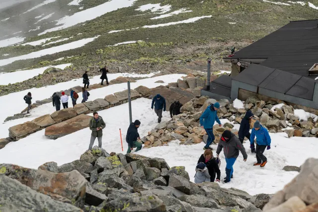 Views and buildings on the Gaustatoppen