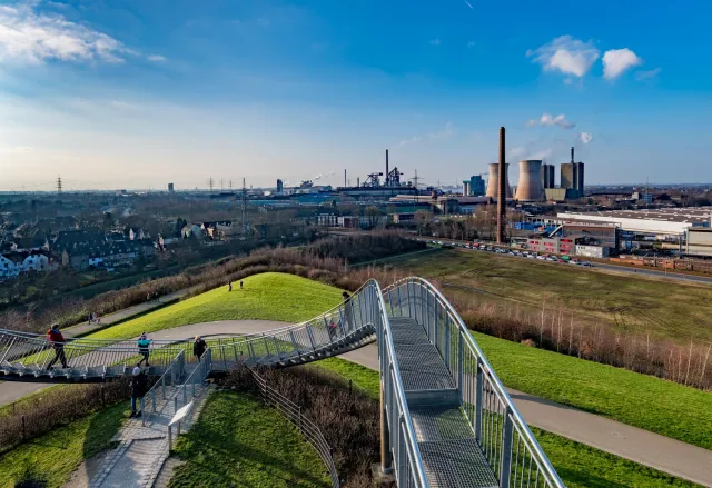 Tiger and Turtle by day on the Heinrich-Hildebrand-Höhe in Duisburg