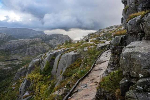 The last kilometer to Preikestolen