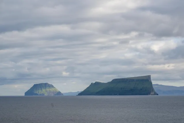 The islands of Skúgvoy and Stóra Dímun