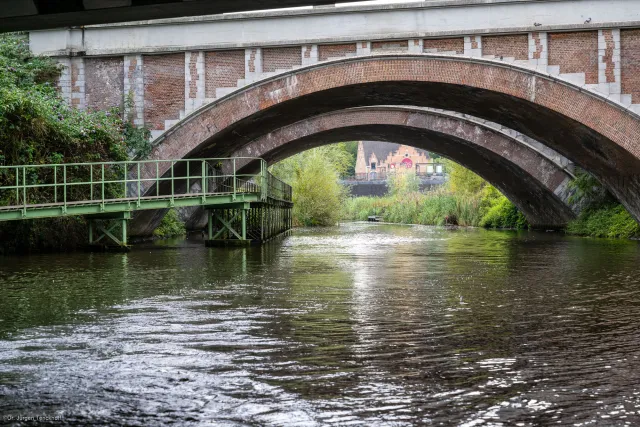 Bridge over the Dijle by day